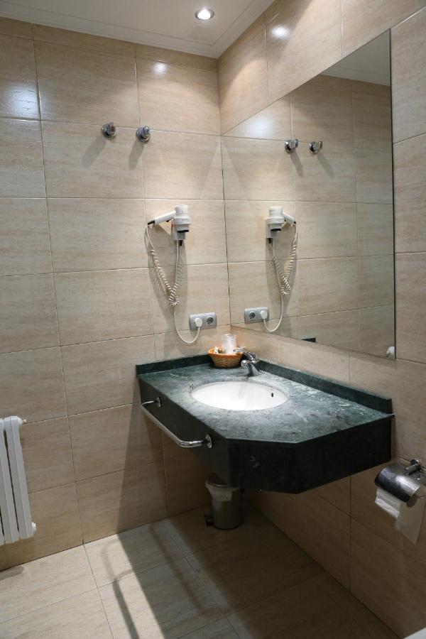 Hotel Alda Xinzo Хинсо-де-Лимия Экстерьер фото